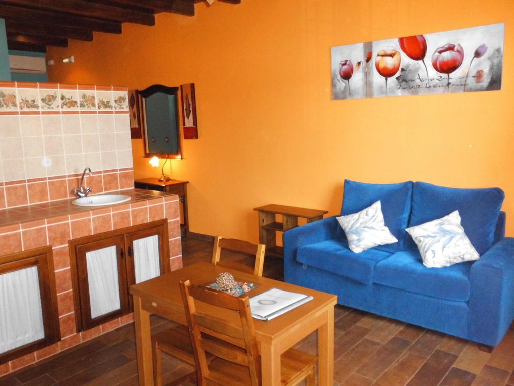 Apartamentos Trinidad Alange Δωμάτιο φωτογραφία