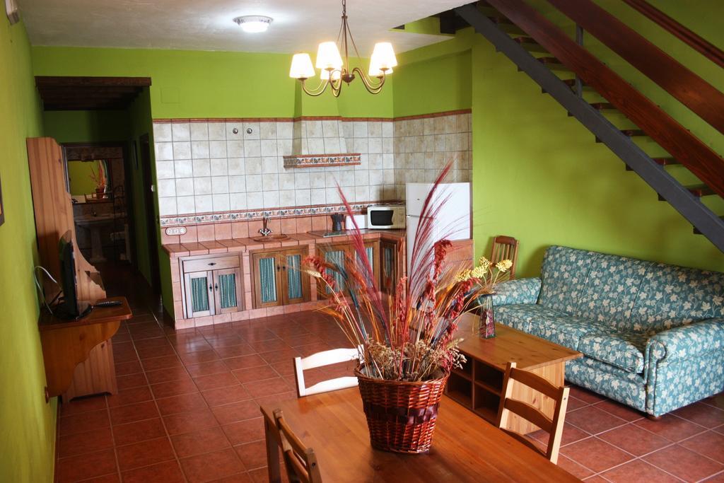 Apartamentos Trinidad Alange Δωμάτιο φωτογραφία